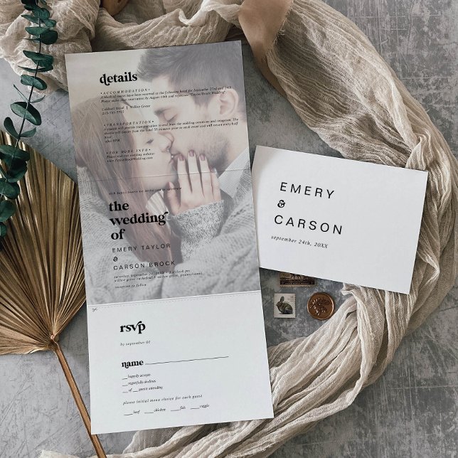 Invitation Trois Volets Typographie noire moderne Faded Photo Nom Mariage (Créateur téléchargé)