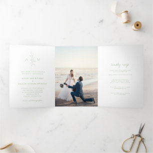 Invitation Trois Volets Vert Sauge Propre Photo Botanique Élégant Mariage