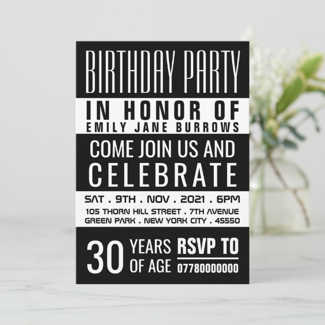 Invitation Typographie, fête d'anniversaire noire et blanche (Debout devant)