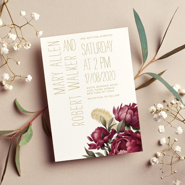 Invitation Typographie tourbillons or pécules mariage floral (Typography burgundy gold peonies floral wedding)