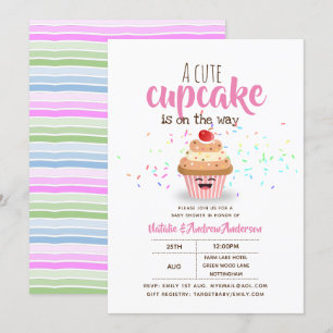 Invitation Un Beau Cupcake Est Sur Le Chemin Saupoudrant Les 