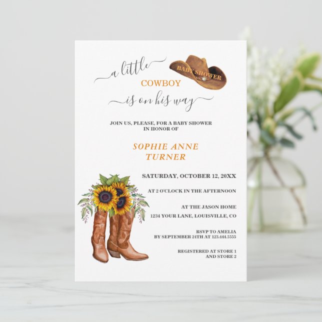 Invitation Un petit Baby shower de calligraphie de garçon de  (Debout devant)