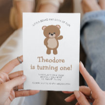 Un Petit Ours Tourne Une Forêt Premier Anniversair