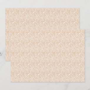 Invitation Un tapis marron avec un motif complexe se trouve s