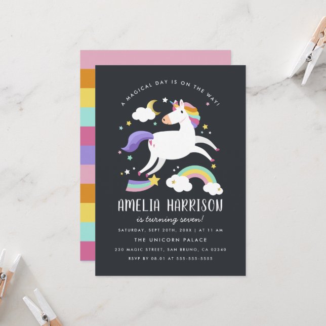 Invitation Unicorne magique, étoiles et Rainbow fête d'annive (Devant/Arrière en situation)