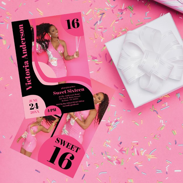 Invitation Unique Géométrique Rose Noir Quatre Photo Sweet 16 (Créateur téléchargé)
