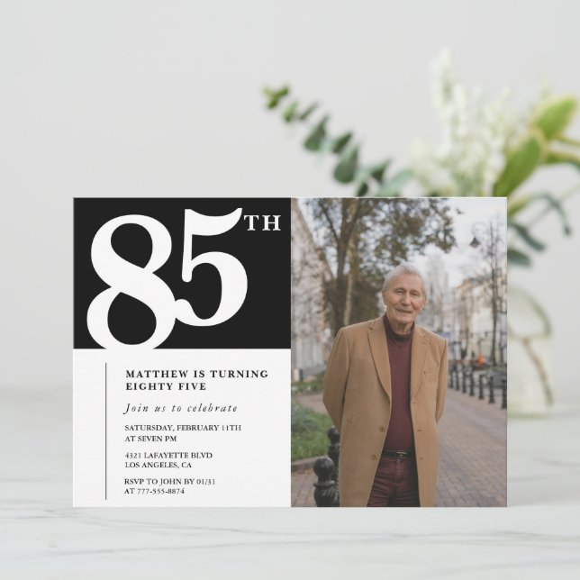 Invitations Black 85e anniversaire Modern Chic Pho (Debout devant)
