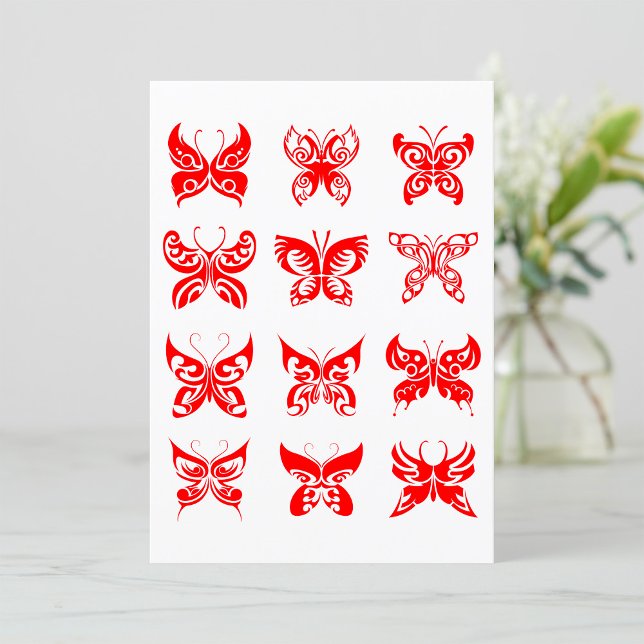 Invitations de papillons rouges (Créateur téléchargé)