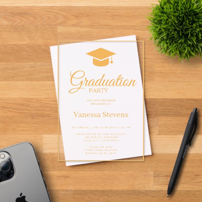 Invitations En Acrylique Gold Classic Graduation Cap Party (Insitu (Carte d'invitation))
