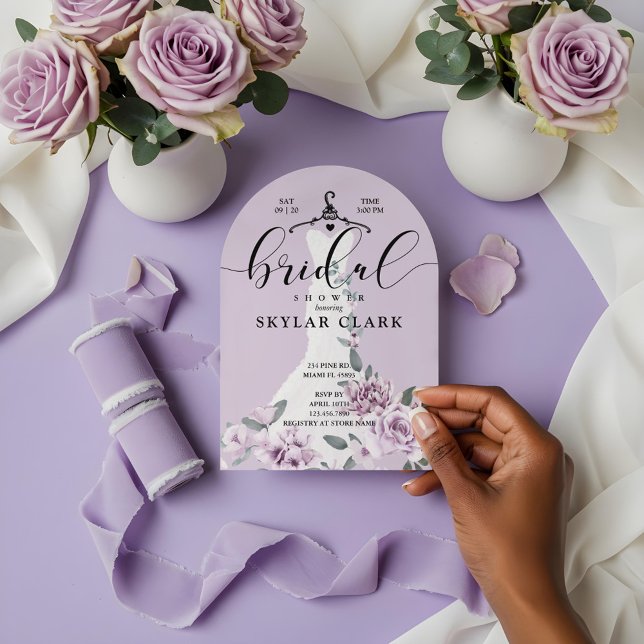 Invitations En Acrylique Lavender Florals Blanc Mariage robe Fête des marié (Lavender Florals White Wedding Dress Bridal Shower Acrylic Invitations)