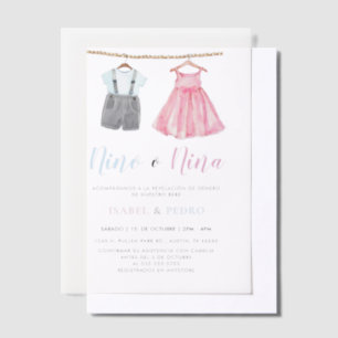 Invitations En Vélin Aquarelle Vêtements de bébé espagnol Révélation de