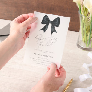 Invitations En Vélin Noeud noir Elle noue la robe Enterrement de vie de