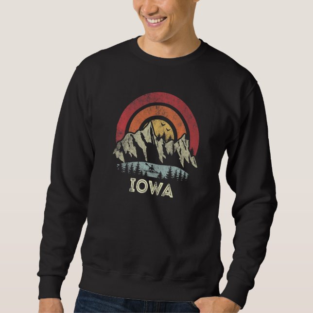 Iowa Mountain Sunset Sunrise Kayaking Lake Camping Sweatshirt (Vorderseite)