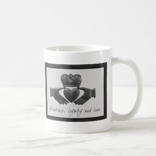 Iren Claddagh, Freundschaft, Loyalität und Liebe Kaffeetasse