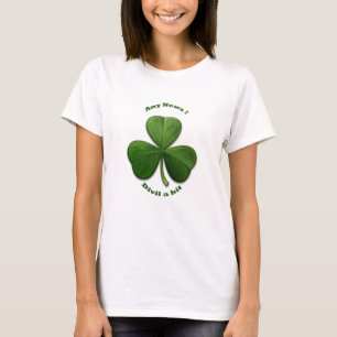 Irgendwelche Nachrichten Teufel ein bisschen. T-Shirt