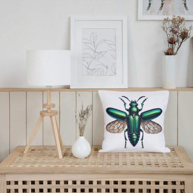 Iridescent Jewel Beetle Nature Inspiriert Art Kissen (Von Creator hochgeladen)