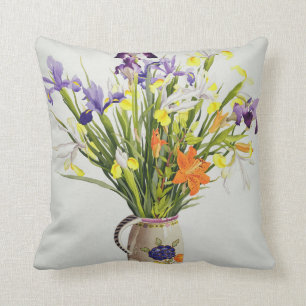 Iris und Lilien in einem niederländischen Krug Kissen