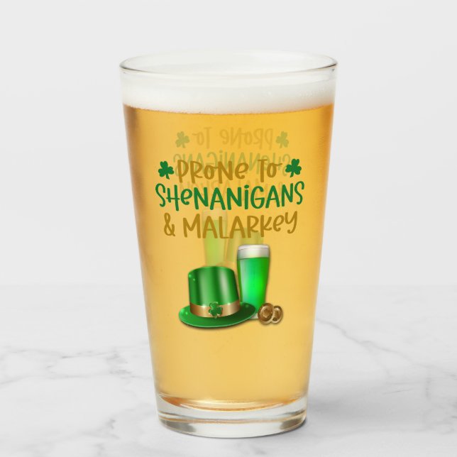 Irisch anfällig für Shenanigans Glas (Vorne (Gefüllt))