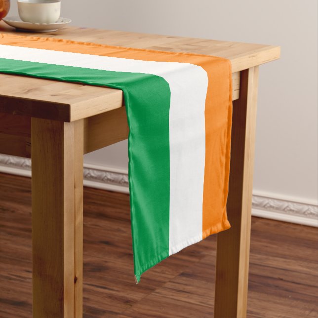 Irische Flagge: Tischläufer für Party (Beispiel)