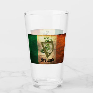 Irische Flagge und Harfe Glas