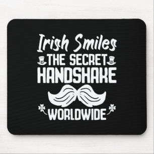 Irische Grinsen Geheimhandshake Weltweit St. Patri Mousepad