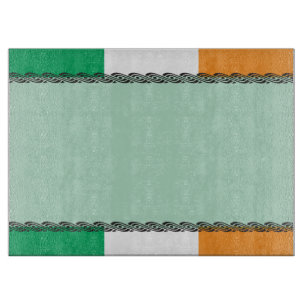 Irische oder Irland-Themen-Flaggenfarben und -Rahm Schneidebrett