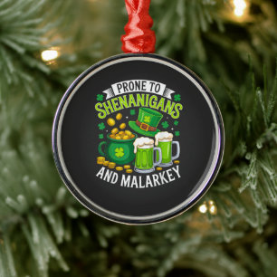 Irischer Gnom St. Patricks neigt zu Schabernack  Ornament Aus Metall