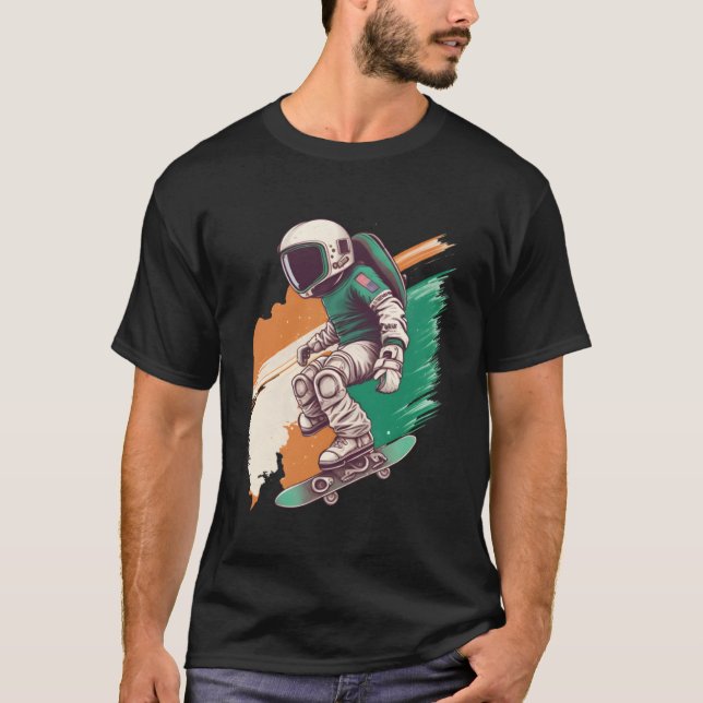 Irish Astronaut Skater Galaxy Skateboard Space Bo T-Shirt (Vorderseite)