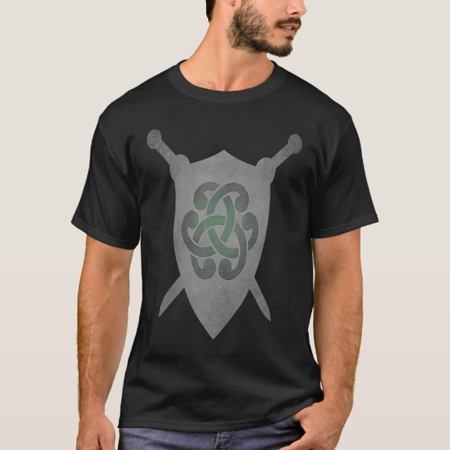 Irish Celtic Knot Medieval Heraldry Swords Shield  T-Shirt (Vorderseite)