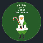 Irish Christmas Classic Round Sticker<br><div class="desc">Irish Santa Ferien Geschenksticker, Gastgeschenk Labels und Umschlag Aufkleber mit lustigen Weihnachtswünschen.</div>