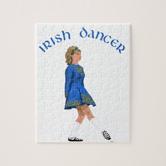 Irish Dancer Blonde in Blue (Vertikal)