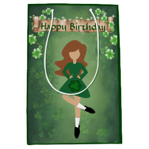 Irish Dancer mit Brown Hair Happy Birthday Dance Mittlere Geschenktüte