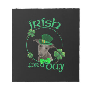Irish für einen Tag hippet Lucky Hund in Patrick D Notizblock