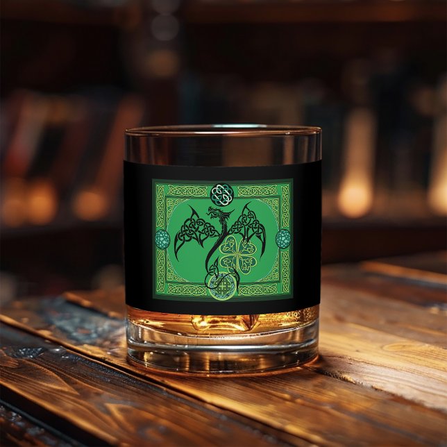 Irish Green Dragon Celtic Whiskyglas (Von Creator hochgeladen)