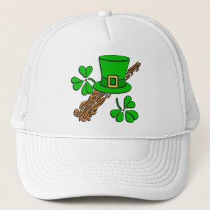 Irish Hat and Shamrocks Truckerkappe