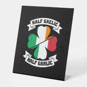 Irish Italian Half Gaelic Half Knolic Saint Patric Sockelschild