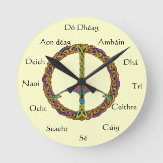 Irish Numberlock mit Peace SIgn Runde Wanduhr
