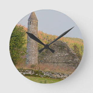 Irish Round Towers Runde Wanduhr