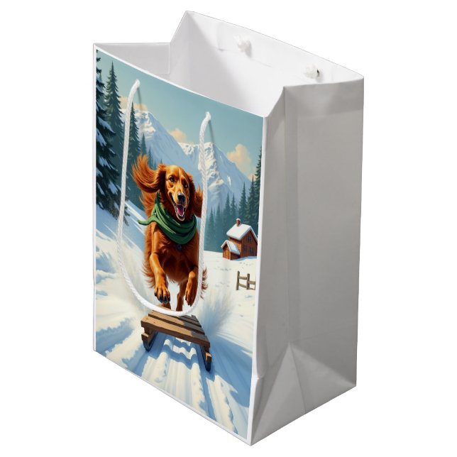 Irish Setter Schlittenfahrt-Abenteuer Weihnachtsma Mittlere Geschenktüte (Vorderseite Schrägansicht)