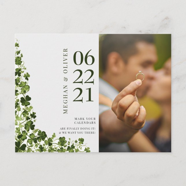 Irish Stylized Shamrock Leafy Foliage  Postkarte (Vorderseite)