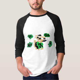Irish Terrier trägt grünes St. Patrick T-Shirt