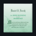 Irish Wedding Glückwunsch Segen Magnet<br><div class="desc">Das ist ein schönes irisches Segen-Set auf grünem Hintergrund. Gutes Geschenk,  Andenken,  Geschenke und Party für Polterabende,  Hochzeiten und Jubiläen. Ideal für das irische Paar - oder für Sie als irische Person.</div>