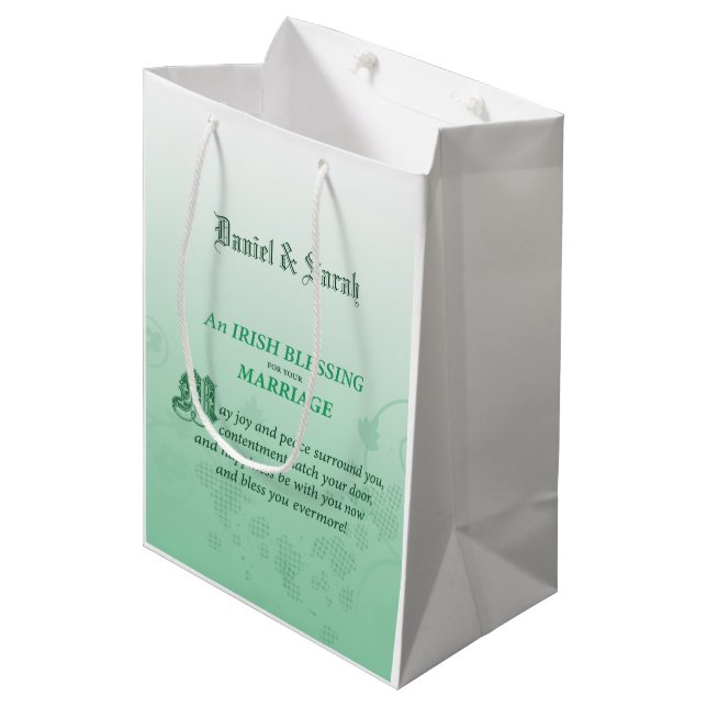 Irish Wedding Glückwunsch Segen Mittlere Geschenktüte (Vorderseite Schrägansicht)