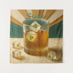 Irish Whiskey Tumbler Shamrock Eis "Sláinte!" Wandteppich