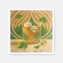 Irish Whiskey Tumbler "Sláinte!" aus Shamrocks