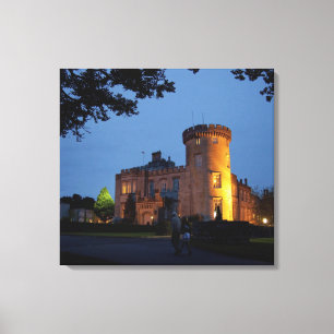 Irland, das Dromoland Castle bei Dämmerung beleuch Leinwanddruck