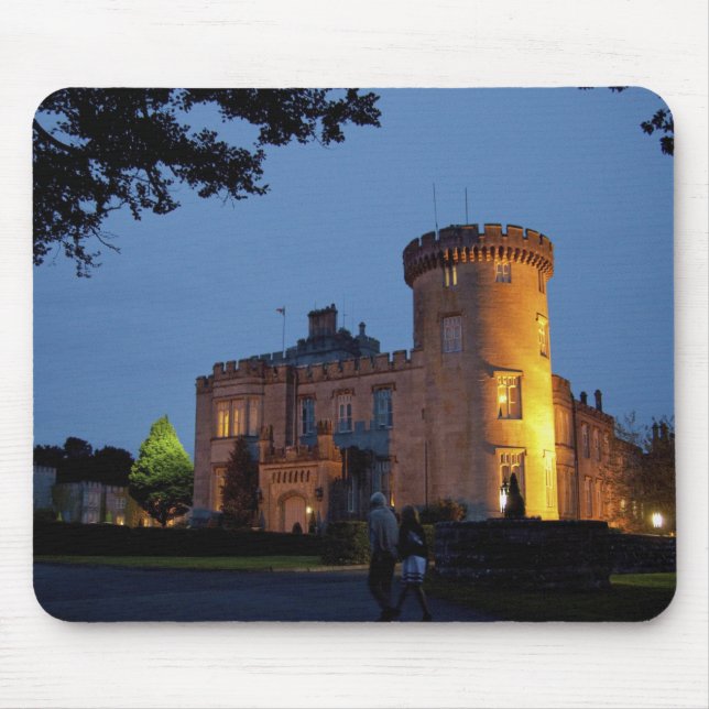 Irland, das Dromoland Castle bei Dämmerung, Mousepad (Vorne)