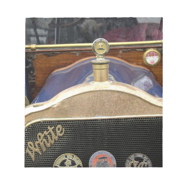 Irland, Dublin. Vintages Auto, weiß 2 Notizblock (Vorderseite)