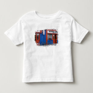 Irland, Strandhill. Schaufenster mit Fahrrädern Kleinkind T-shirt