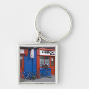 Irland, Strandhill. Schaufenster mit Fahrrädern Schlüsselanhänger